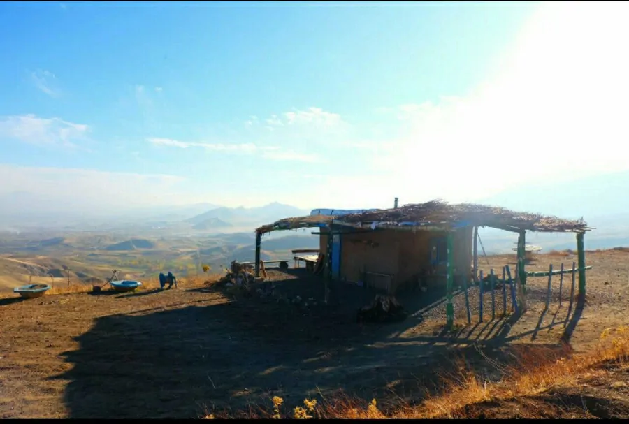 تصویر ۱ - روستایی و عشایری کلبه کوهی موغان یوردو در  مرند