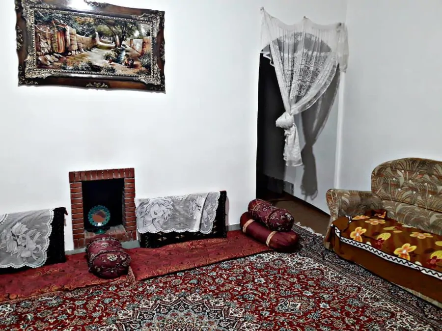 تصویر ۱ - اقامتگاه بوم‌گردی آقای نقاش(اسپریچو) در  راین کرمان
