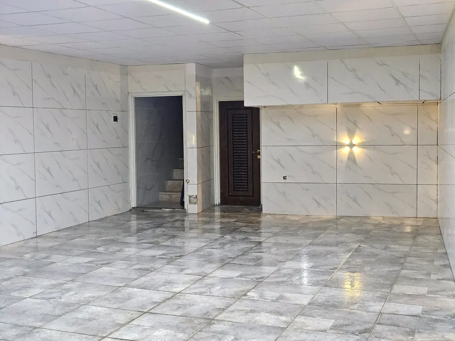 تصویر ۱ - آپارتمان آریاسویت همکف در همدان