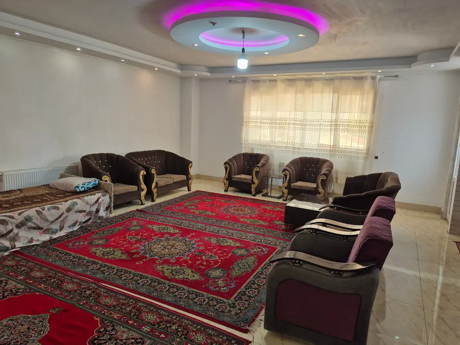 تصویر ۱ - آپارتمان مبله عباسی واحد ۱ در  رشت