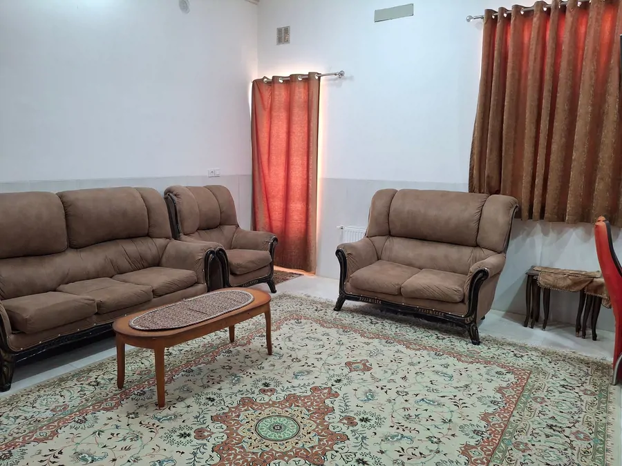 تصویر ۱ - خانه گل رز (واحد یک) در  یزد
