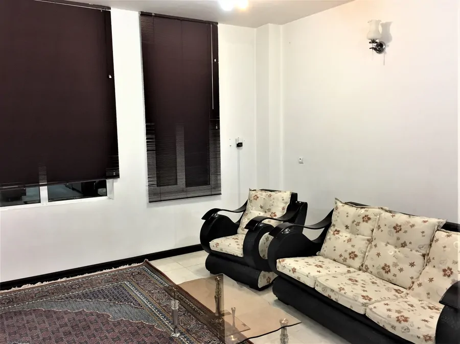 تصویر ۱ - خانه یگانه در  شهرکرد
