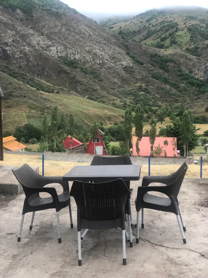 تصویر ۱ - کلبه سوئیسی زوبین در دیلمان