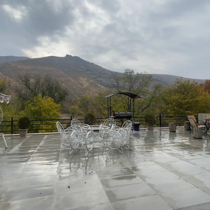 تصویر ۱ - ویلا استخردار آبگرم عرشیا در  کردان