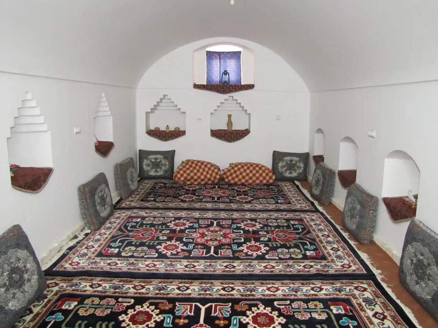 تصویر ۱ - اقامتگاه بوم‌گردی مهریزان (اتاق 1) در  مهریز