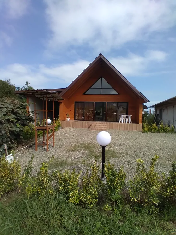 تصویر ۱ - کلبه فانوس در چابکسر