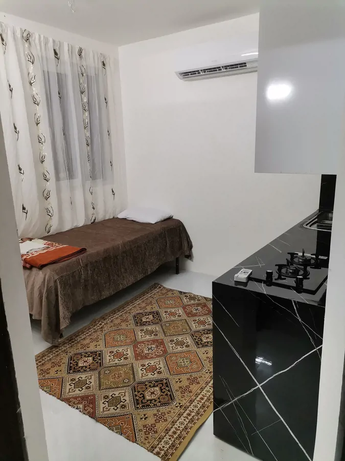 تصویر ۱ - آپارتمان سوءیت آپارتمان یک خواب  در  مشهد