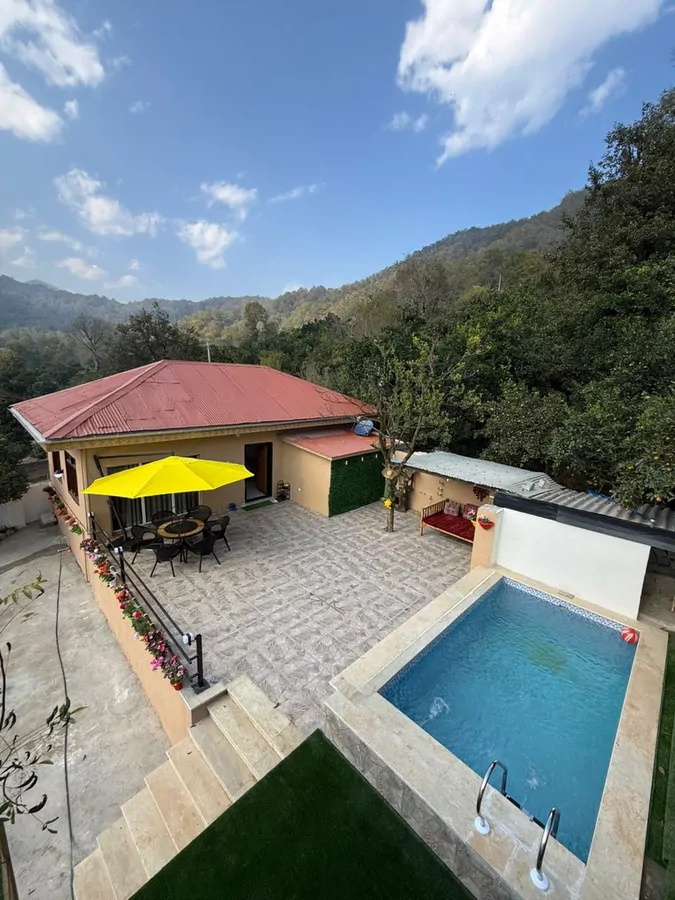 تصویر ۱ - ویلا کلبه سنتی استخر روباز و جکوزی دار سان رایز در رامسر