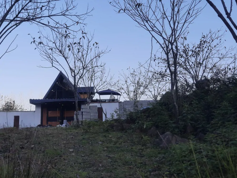 تصویر ۱ - کلبه کلبه شیشه ای  استخردار  کانیار در  سوادکوه