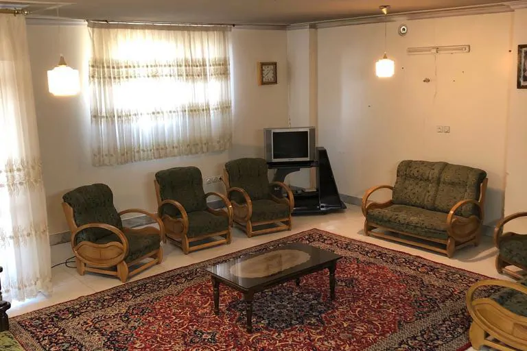 تصویر ۱ - آپارتمان مبله نیکان روزانه ارزان در  اصفهان
