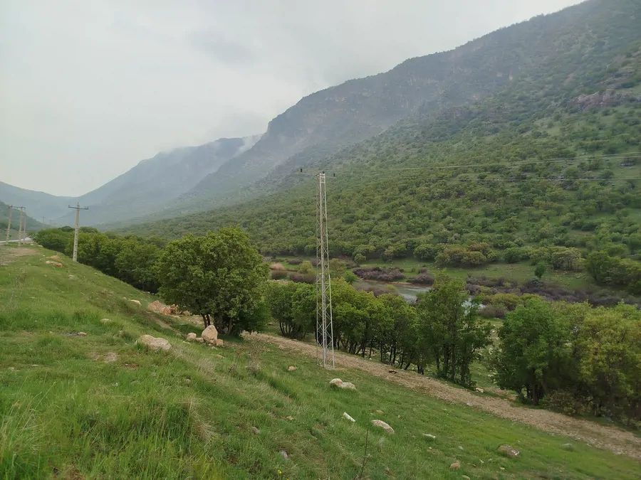 تصویر ۱ - ویلا منظره جنگلی ،رودخانه ای در  خرم آباد