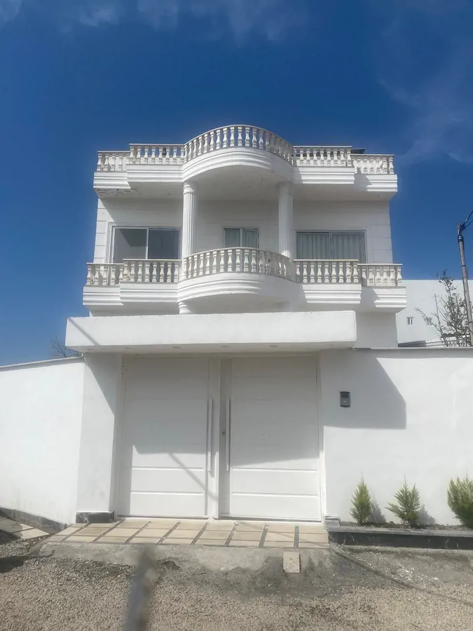 تصویر ۱ - ویلا سفید در سرخ رود