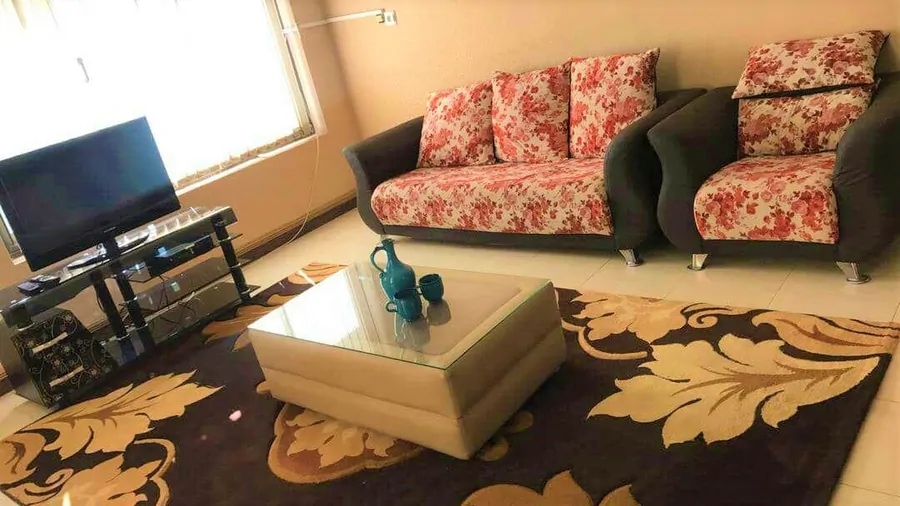 تصویر ۱ - آپارتمان باغ دریاچه (همکف) در  اصفهان