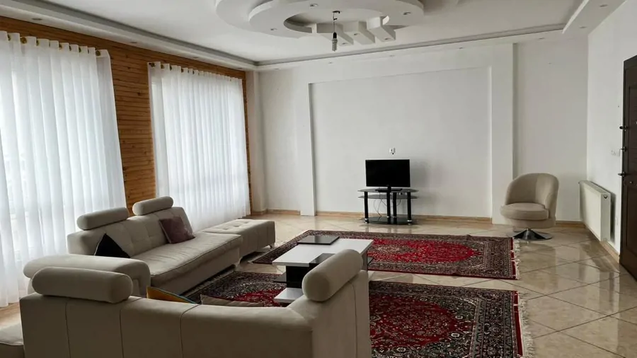 تصویر ۱ - آپارتمان واحد فول امکانت  نو ساز بسیار شیک در  انزلی