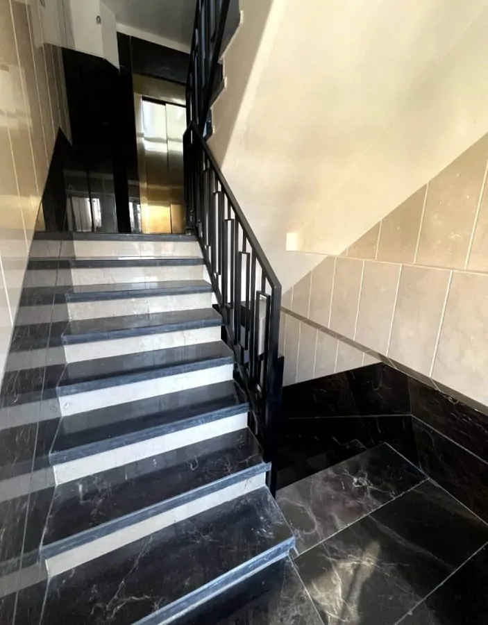 تصویر ۱ - آپارتمان سوییت آپارتمان کوروش ۳ در تهران