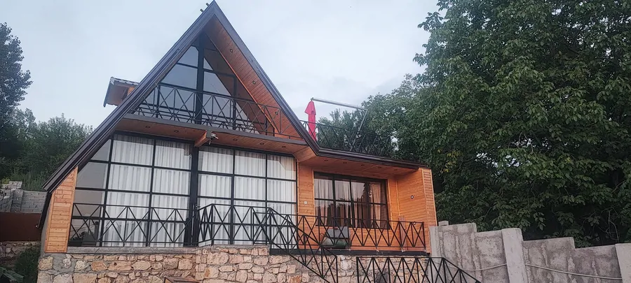 تصویر ۱ - کلبه جنگلی دومان در خلیل شهر