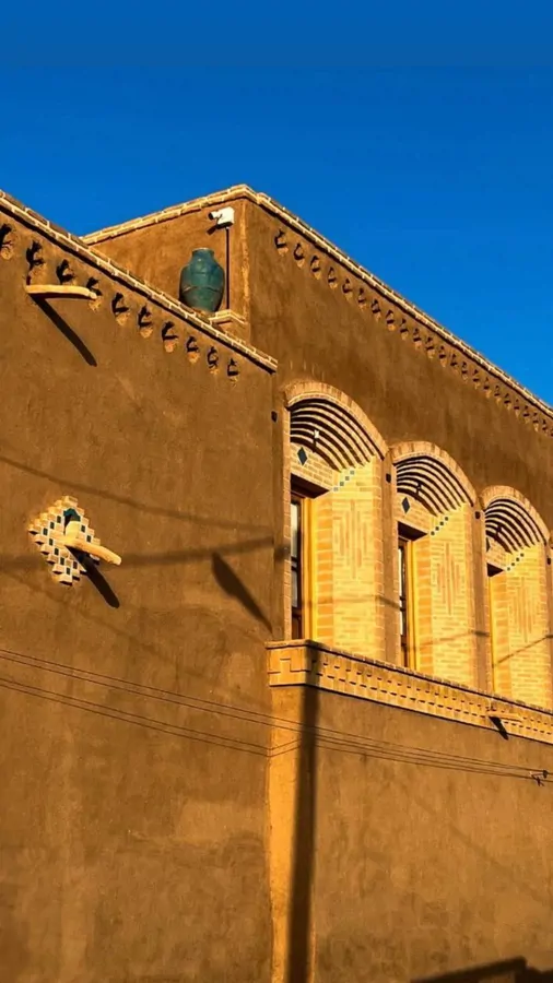 تصویر ۱ - اقامتگاه بومگردی عمارت مهربانو عقدا (اتاق شهربانو) در عقدا