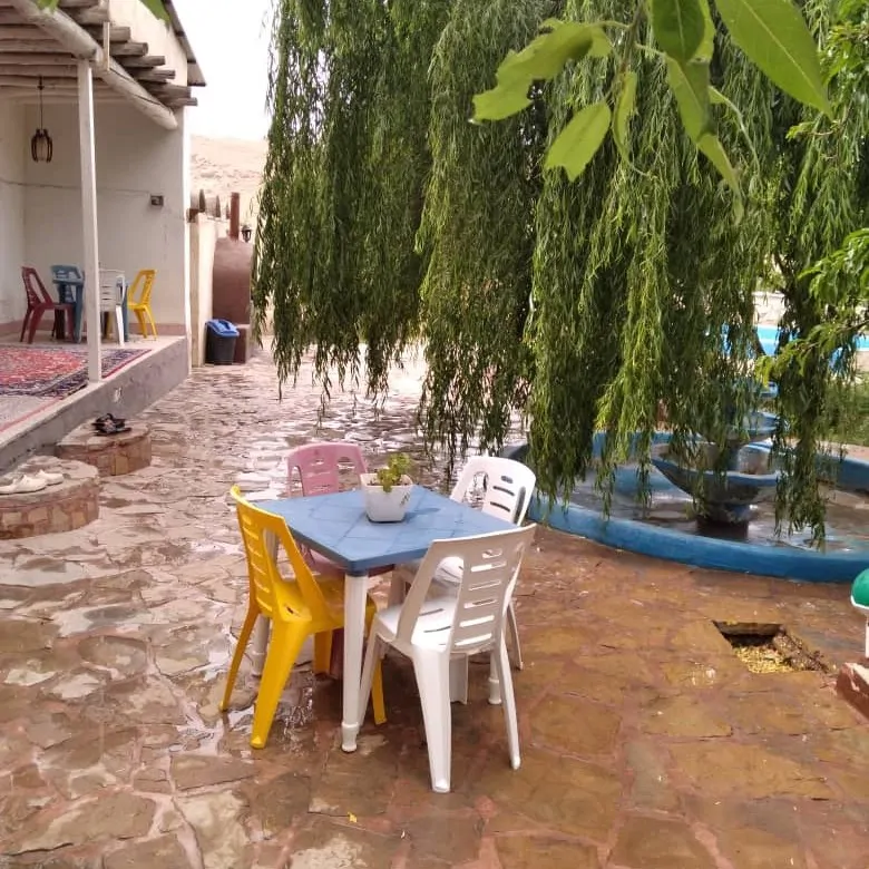 تصویر ۱ - ویلا باغ نیاسر کاشان  در  نیاسر