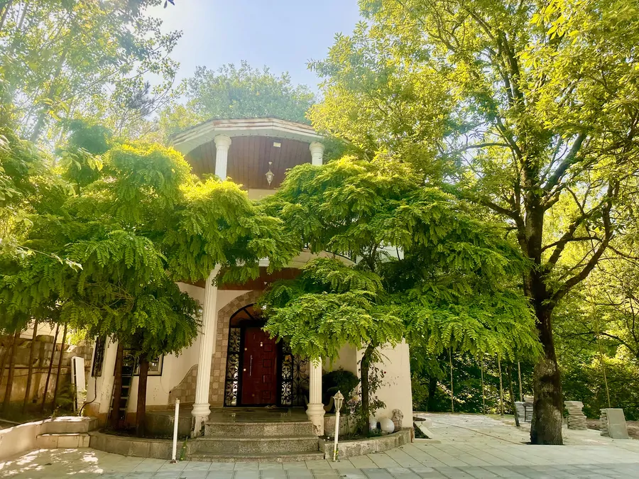 تصویر ۱ - ویلا دوبلکس گردنه حیران با فوتبال دستی در حیران