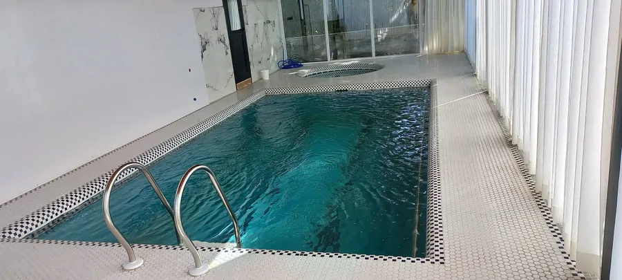 تصویر ۱ - کلبه کلبه چوبی استخر و جکوزی دار بهراد در  نور