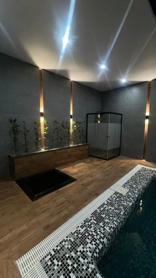 تصویر ۱ - ویلا ویلای دو خوابه با استخر سرپوشیده با روف و فوتبال دستی در  چهارباغ