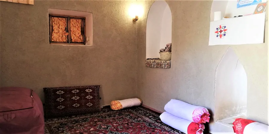 تصویر ۱ - اقامتگاه بوم‌گردی آق سید ذبیح الله  (اتاق کوچیک) در  طبس