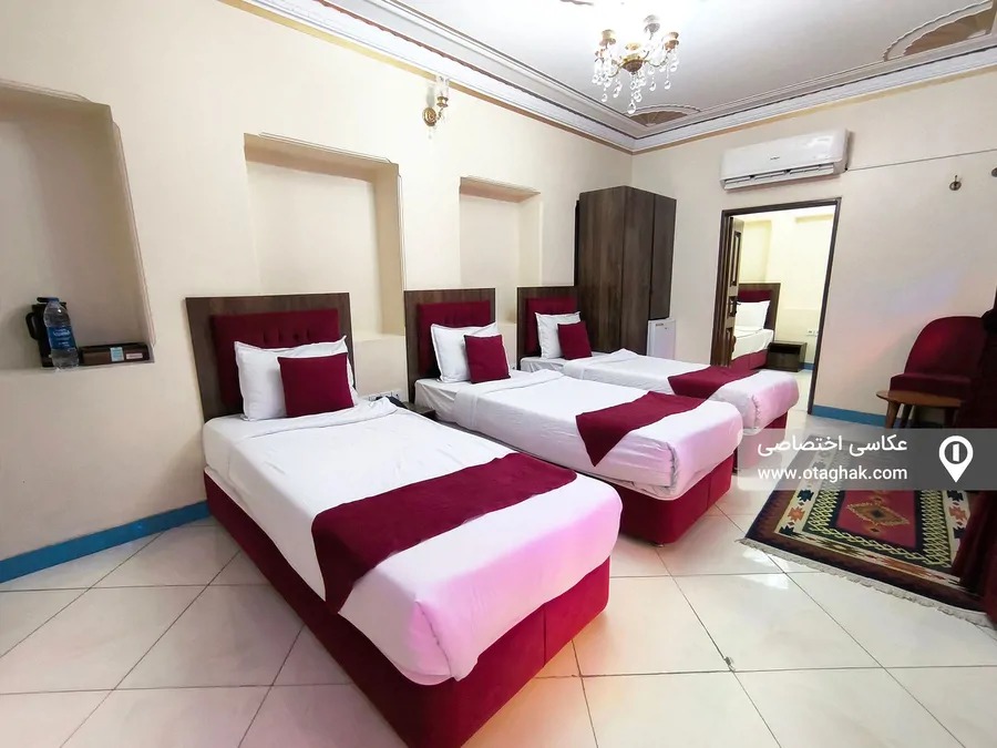 تصویر ۱ - هتل سنتی پنج دری (204) با صبحانه رایگان در شیراز