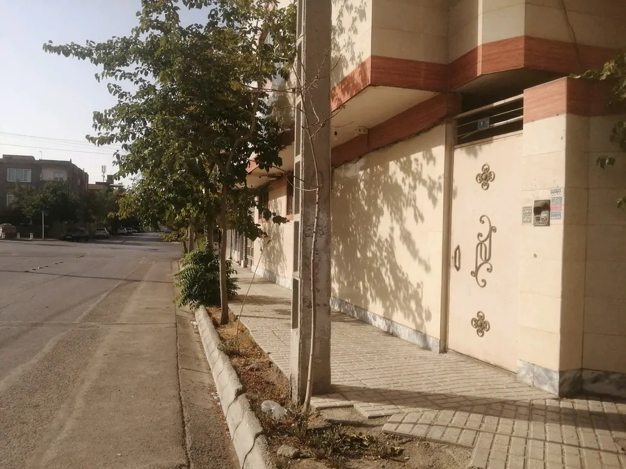 تصویر ۱ - خانه منزل ویلایی طبقه همکف نزدیک تمام امکانات در مشهد
