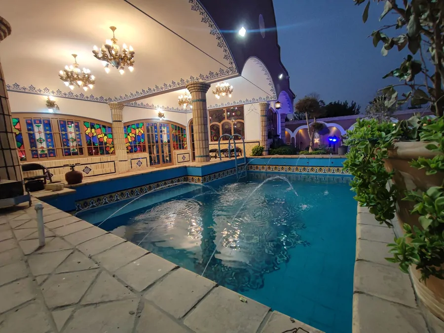 تصویر ۱ - ویلا سنتی استخردار آبسرد پریسان (3) در زرین شهر