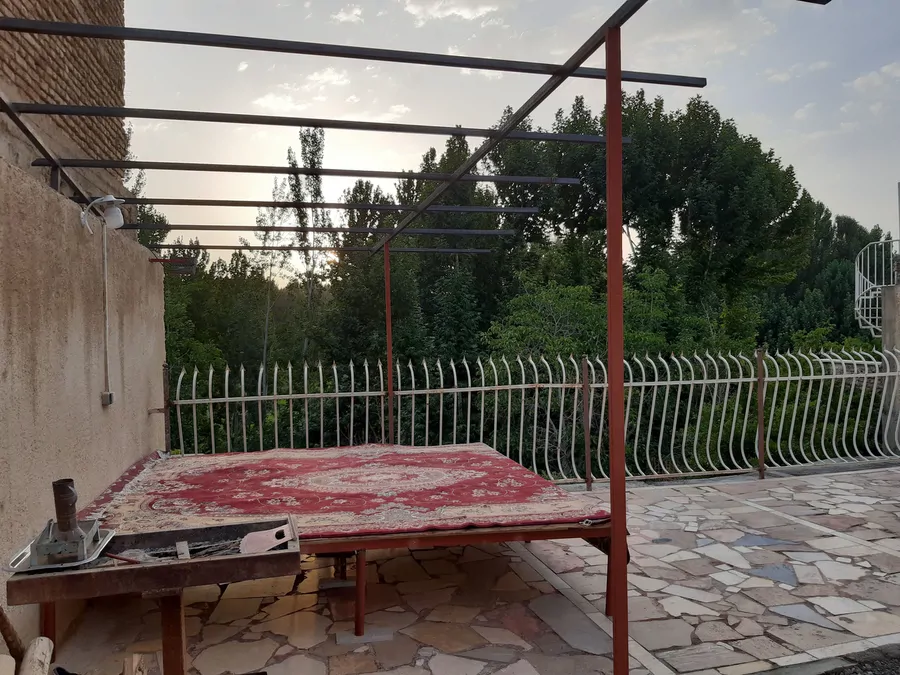تصویر ۱ - ویلا باغ ویلا لب آب جنگلی دوخواب باغبهادران در  باغ بهادران
