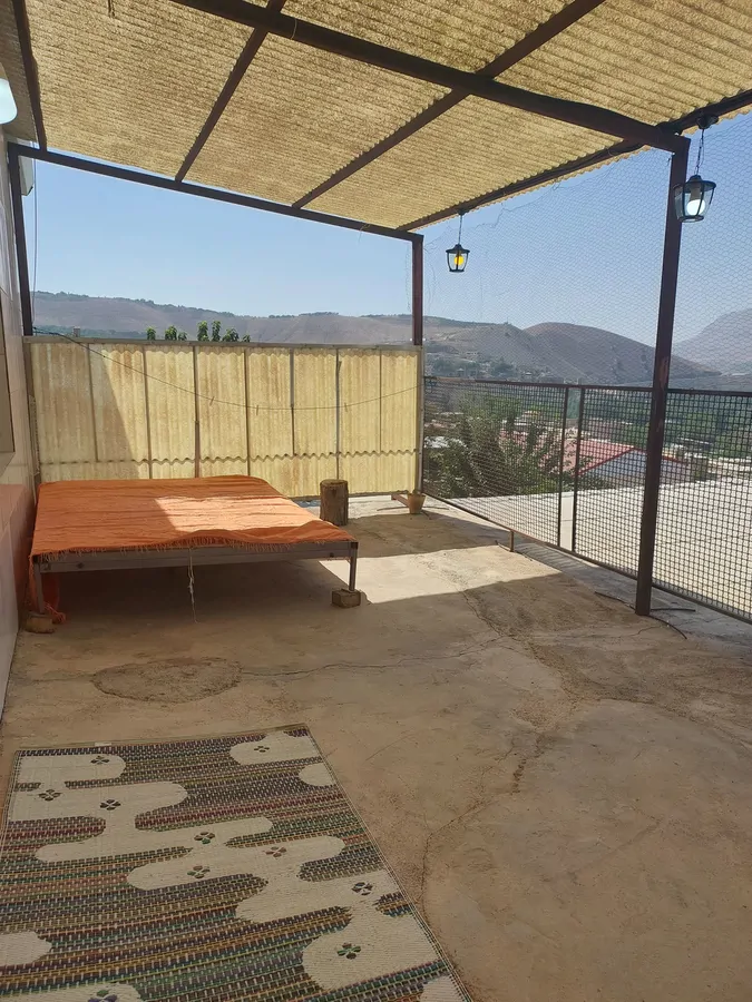 تصویر ۱ - خانه دینا با چشم انداز زیبا  در  سامان