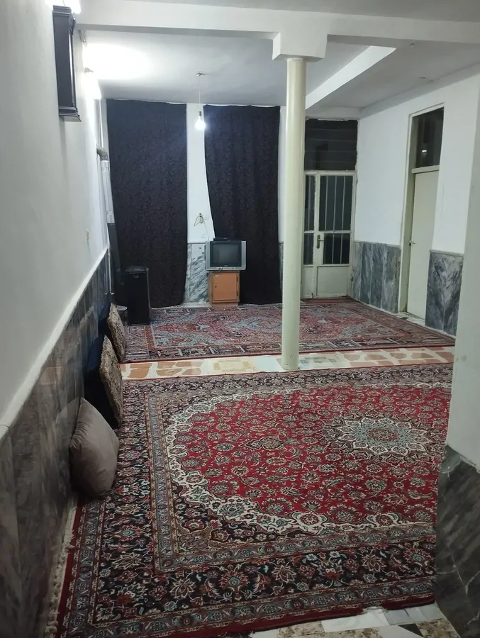 تصویر ۱ - خانه ساده در  مشهد