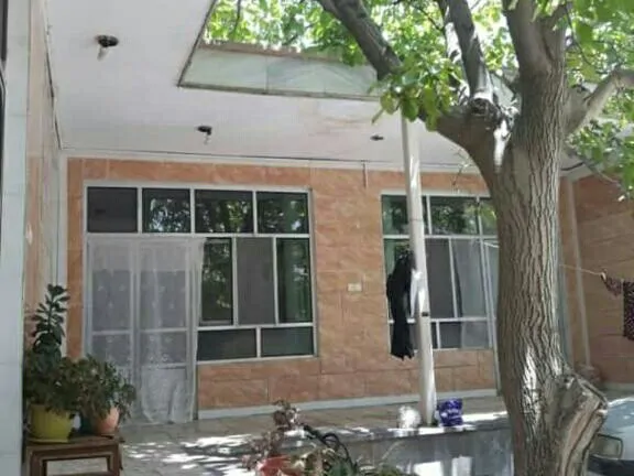 تصویر ۱ - خانه سرای من در  شهرکرد