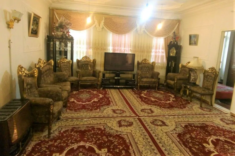 تصویر ۱ - آپارتمان میدان بعثت در  اردبیل