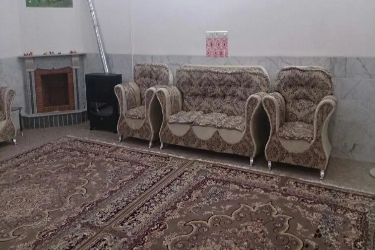 تصویر ۱ - خانه شیک و تمیز 120 متری در  یزد