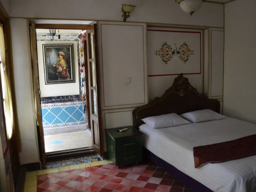 تصویر ۱ - هتل سنتی طلوع خورشید (واحد۱۴) در  اصفهان