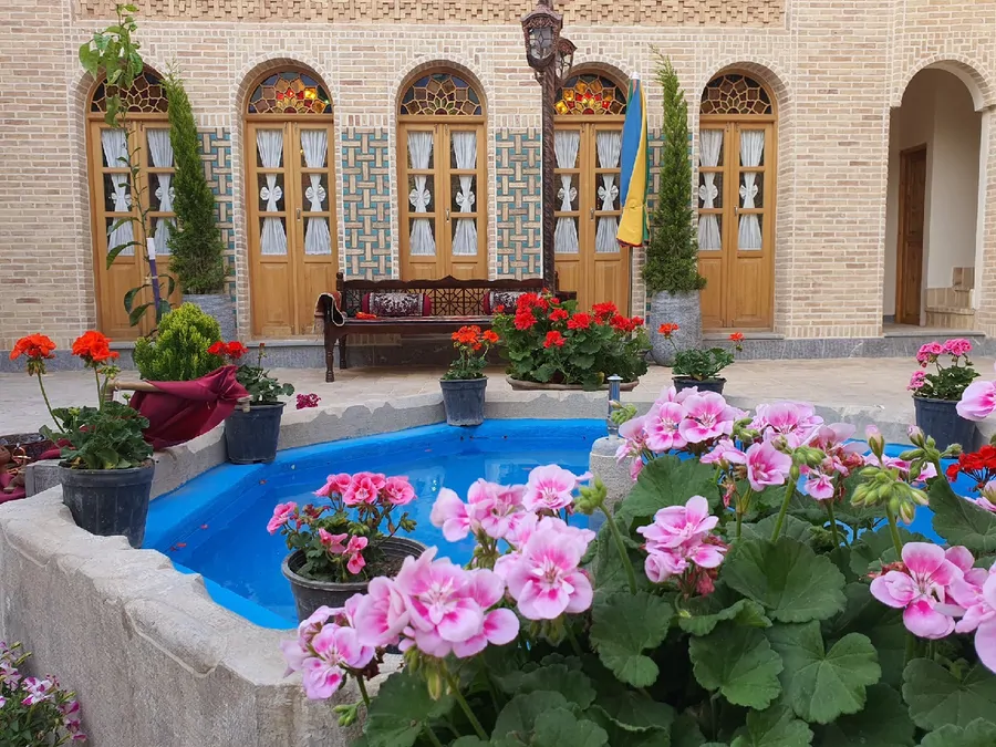 تصویر ۱ - هتل سنتی گل آرا (اتاق گل‌بانو) در  اصفهان