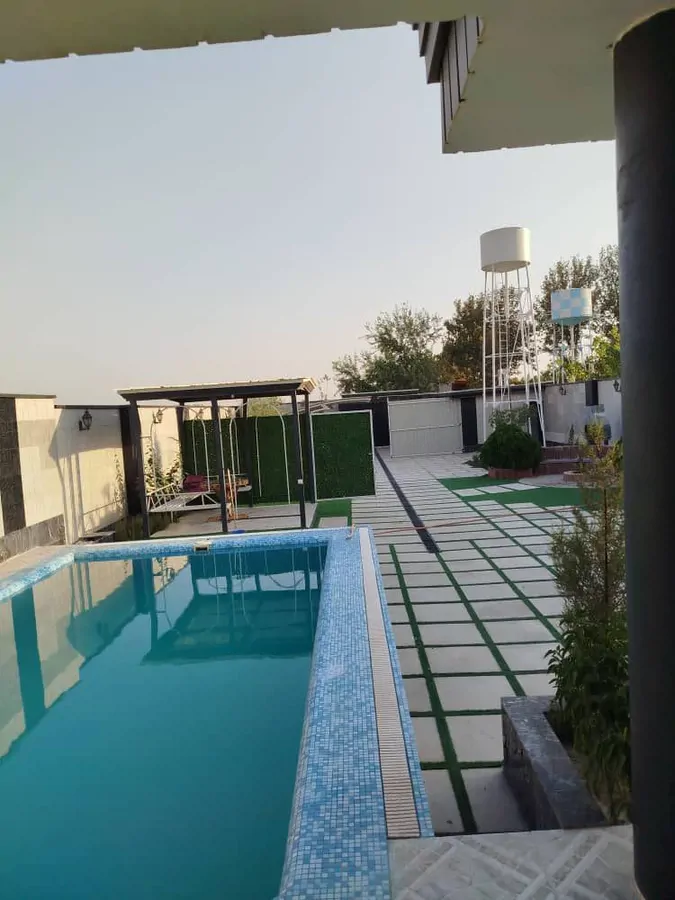 تصویر ۱ - ویلا استخردار آبگرم کامرانیه پلاس در  چهارباغ