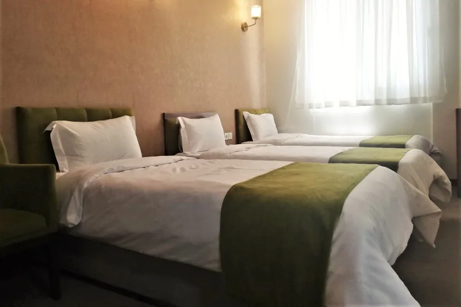 تصویر ۱ - هتل آپارتمان مینو(سه نفره) در  قزوین