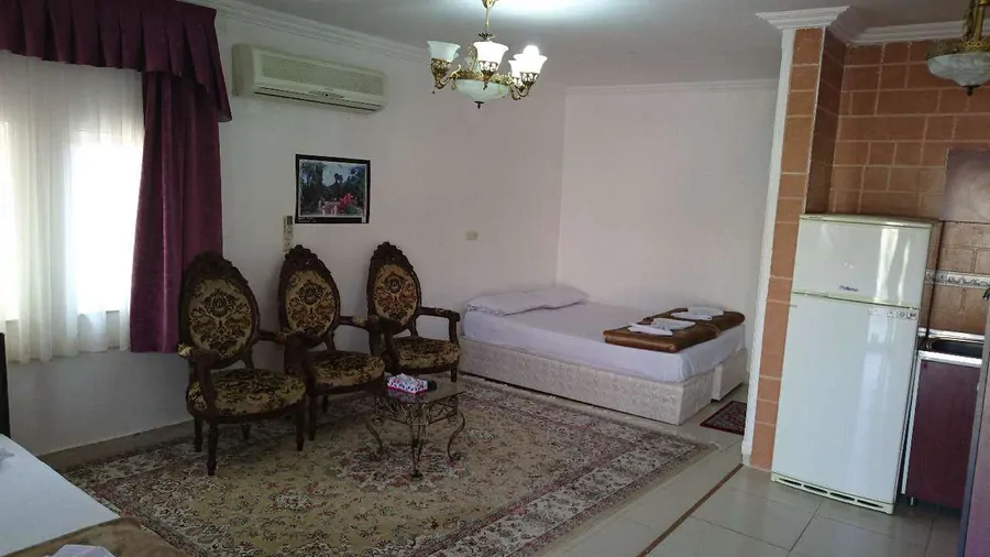 تصویر ۱ - سوییت نارنجستان (سه تخته ۴) در  طبس