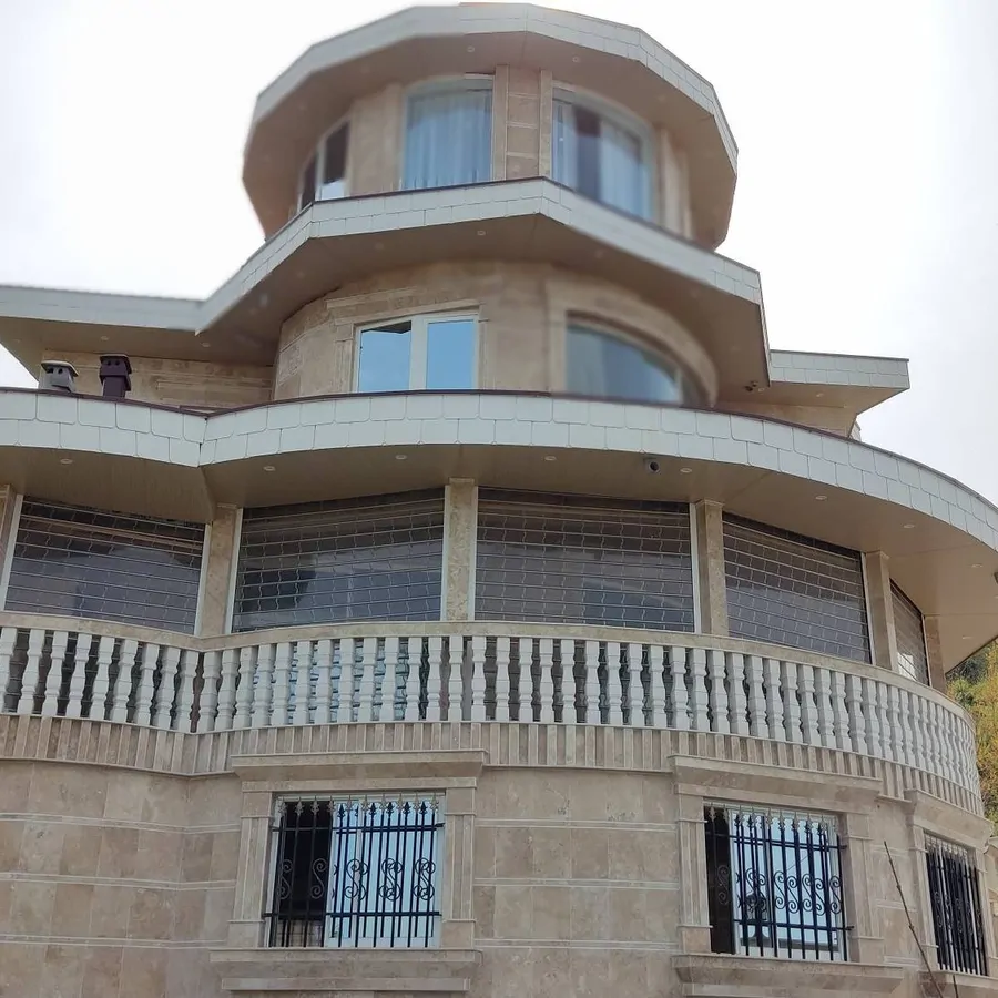 تصویر ۱ - ویلا ویلای جنگی-کوهستانی مدرن الارز در  شهسوار