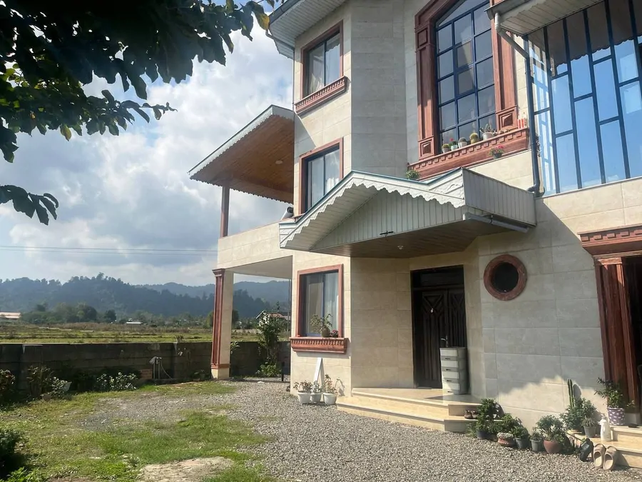 تصویر ۱ - ویلا رادوین در  اسالم