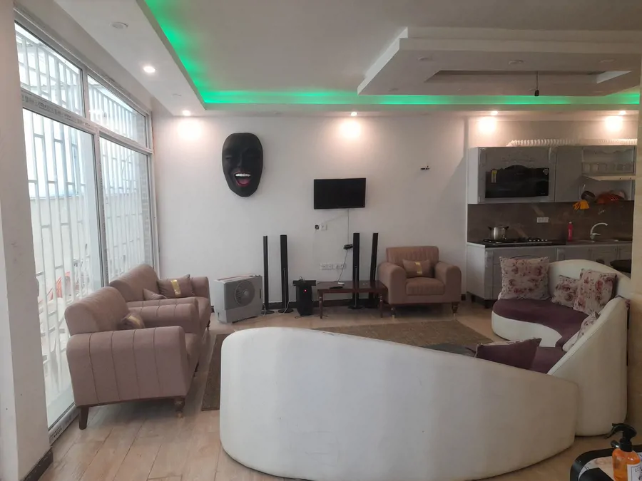 تصویر ۱ - ویلا استخردار آبگرم صدف طلایی در  کردان