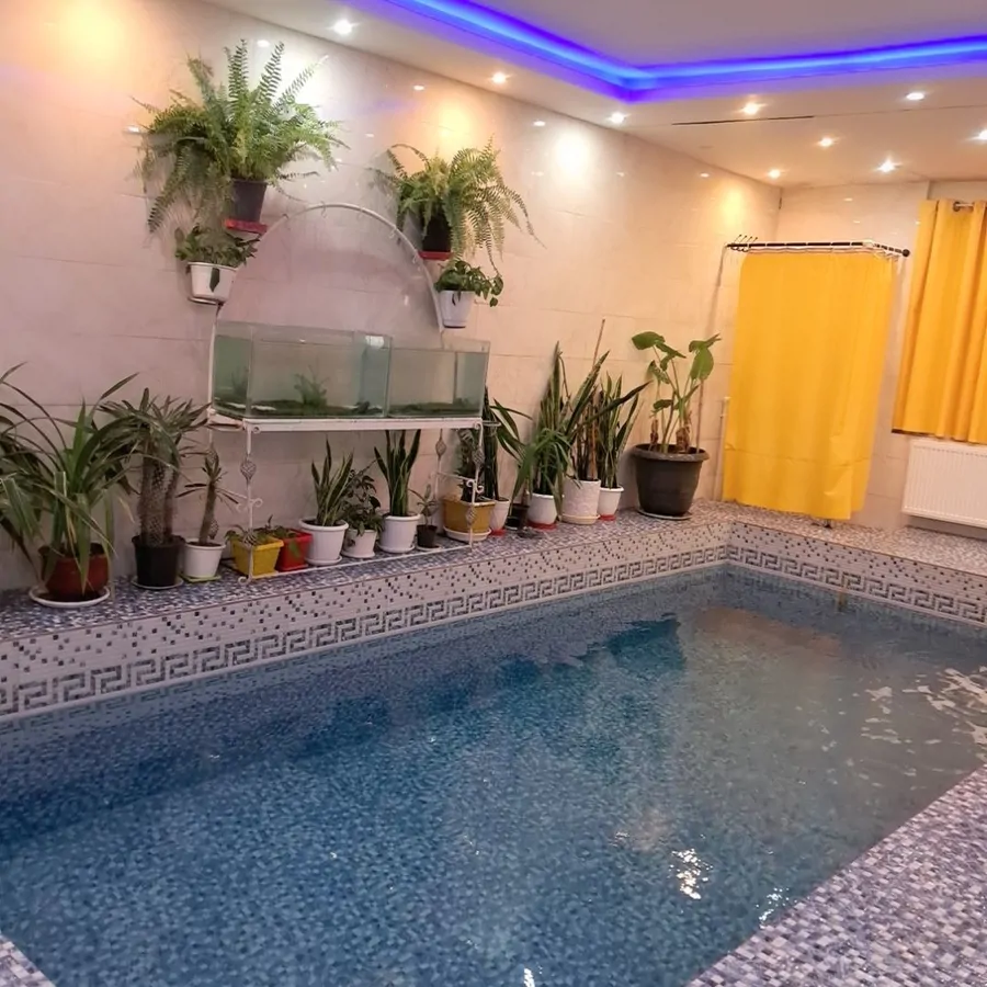 تصویر ۱ - ویلا استخردار آبگرم بهارستان کبوتر آباد در اصفهان