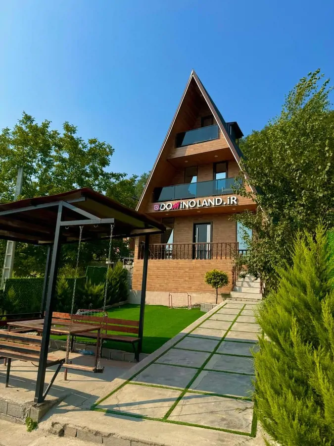 تصویر ۱ - کلبه سوئیسی مدرن دومینولند در سوادکوه