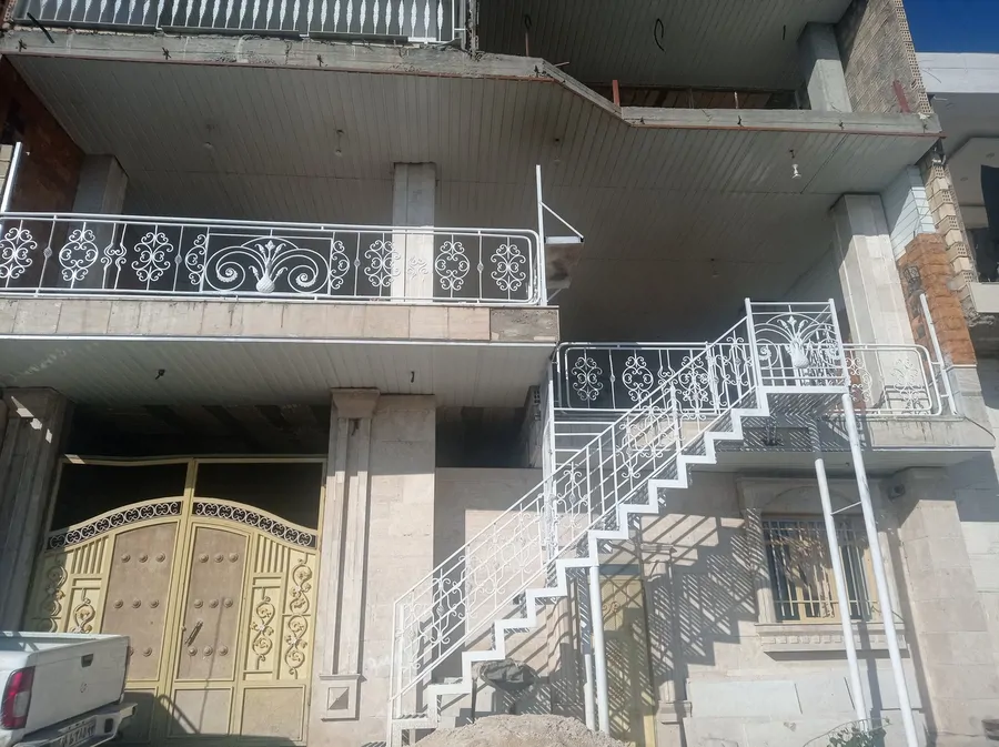 تصویر ۱ - خانه نگین (2) در  سامان