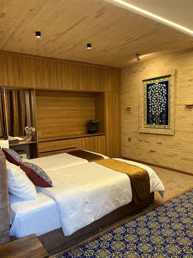 تصویر ۱ - هتل سنتی ماه گیسو (بابونه)  در  شیراز