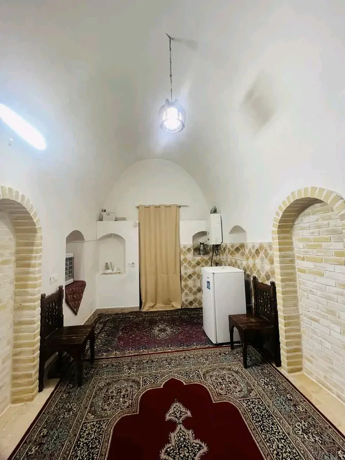 تصویر ۱ - ویلا اتاق قصر فیروزه شماره سه غیر مستر در گرمسار