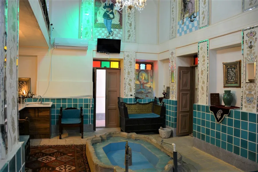 تصویر ۱ - هتل سنتی خان نشین - حوض خونه (اتاق ۲) در  اصفهان