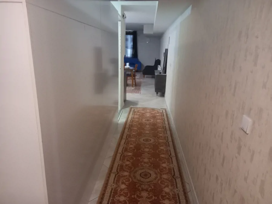 تصویر ۱ - آپارتمان عمارت گلستان واحد ۲۰۲ در  شیراز